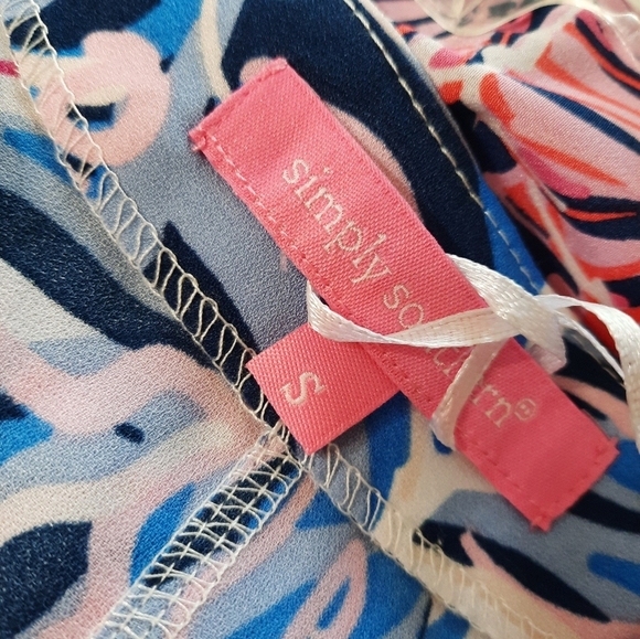 NWT Simple Southern Small Women's Blue and Pink Drape Multicolor Top/Coverup - Picture 12 of 16